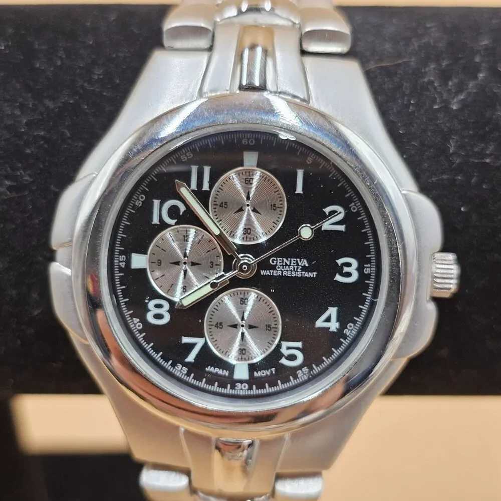 Geneva Quartz Water Resistant Silver Tone Mens Watch Luminous Hands New Battery